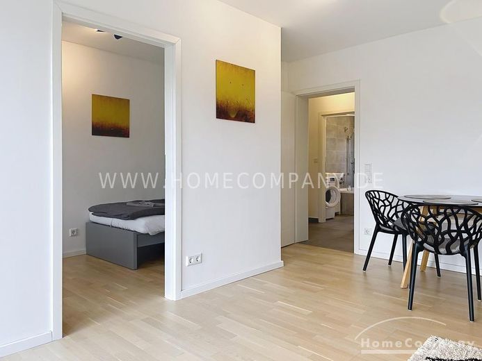Modern möblierte 3-Zimmer-Wohnung mit Balkon in Sendling – e68a9bb3b44576250775aeab86a5851090198f1c.jpg