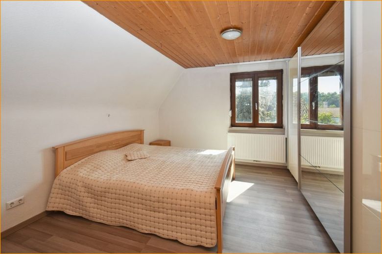 OG Schlafzimmer/Büro
