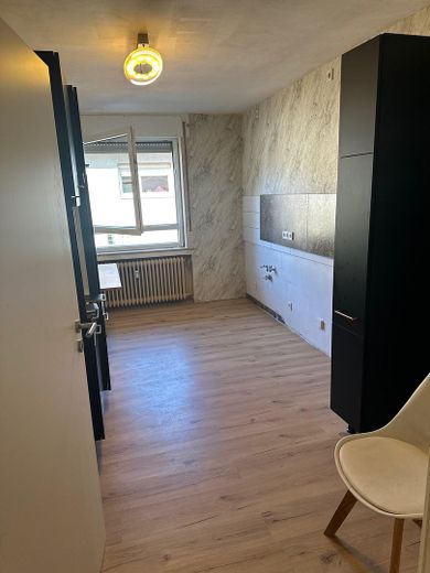Selters-Münster में सुसज्जित रसोई सहित 4 कमरों का अपार्टमेंट – फोटो 2