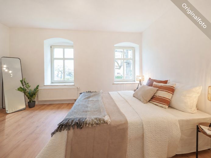 Wunderschöne 4-Raumwohnung mit Terrasse, Garten und Stellplatz – Schlafen