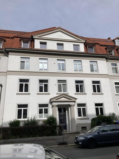 Frontansicht der Hausfassade