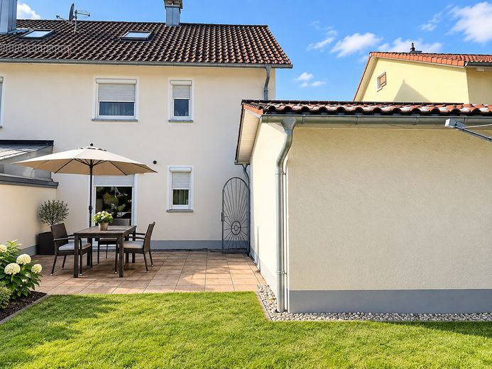 Charmante twee-onder-een-kapwoning met tuin, terras en volop ruimte om zich prettig te voelen – Garten