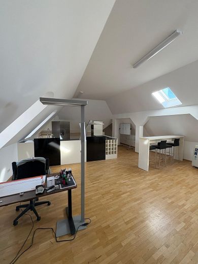 Palacio Kurländer: oficina/despacho de 110 m² con vistas a la Frauenkirche – Hauptbereich Loftcharakter