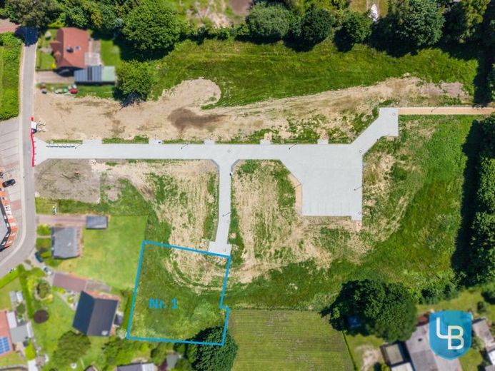 Großzügiges Familiengrundstück mit viel Freiraum – Foto 1