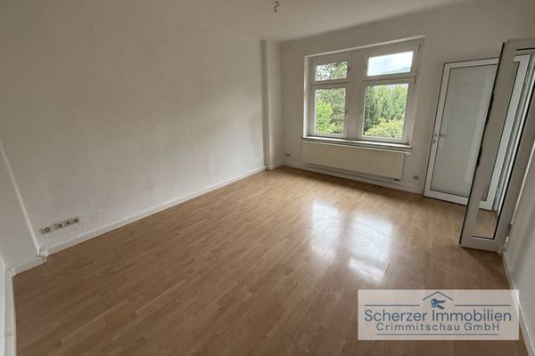Acogedor apartamento de 2 habitaciones en la segunda planta, en una ubicación agradable de Hohenstein-Ernstthal