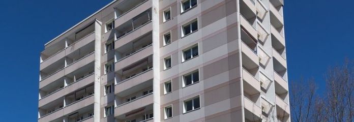 Frisch Sanierte 2-Raum Wohnung mit Balkon & Fahrstuhl