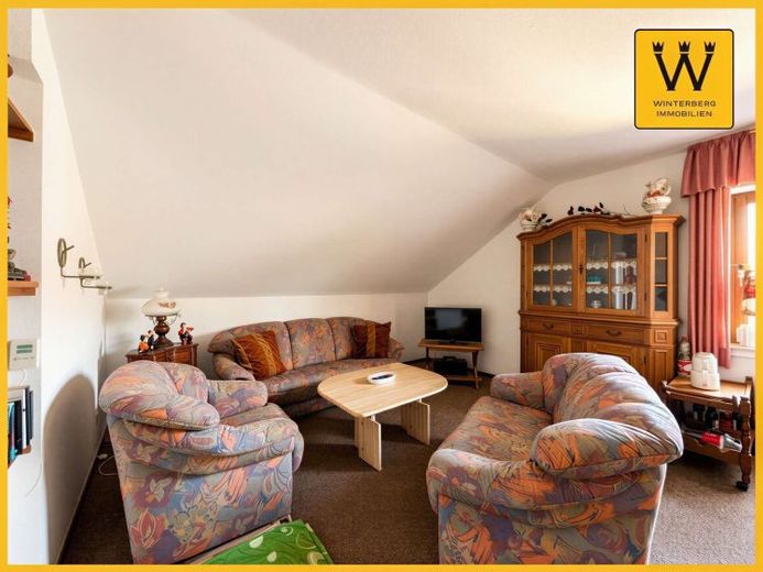 Dachgeschosswohnung mit Weitblick über Niedersfeld – Foto 1