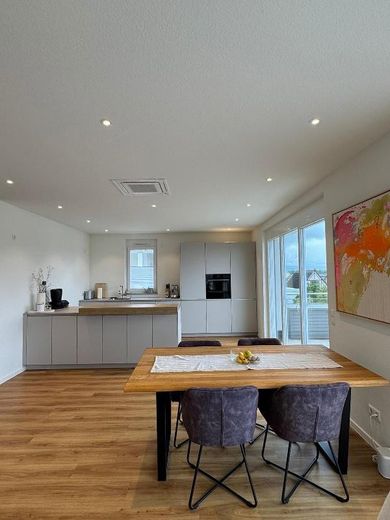 Exclusives 4,5 Zimmer Penthouse in ruhiger Lage in Schwanau - Ottenheim zu vermieten! – offene Küche/Wohnraum
