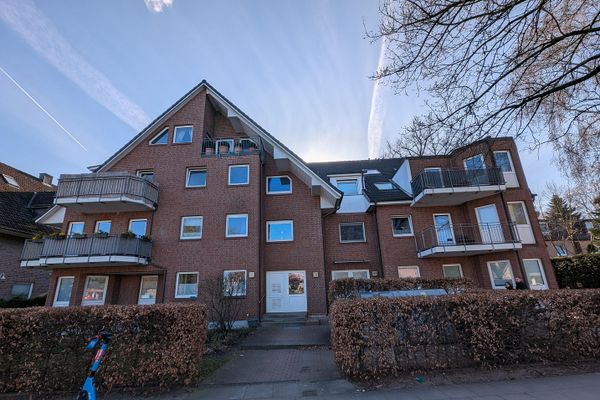 Aucune attente : spacieux refuge de 2 pièces à Lokstedt (prêt à emménager et sans commission)