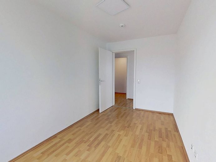 Moderne 3-Zimmer-Wohnung mit EBK und großem Balkon! – Ansicht II: Schlafzimmer II