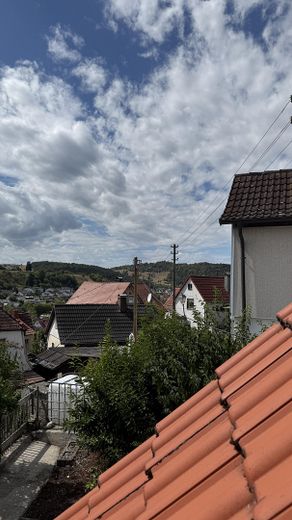 Kleines Häusle mit Charme und Weitblick – ruhig gelegen in Bopfingen-Schloßberg. – Blick aus WZ West