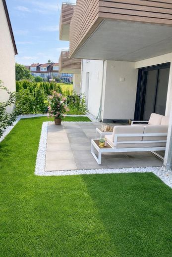 Modern Living -Garten & Mietkauf Möglich – Terrasse