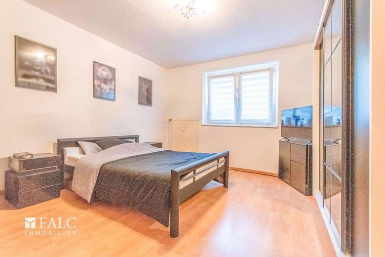 "Einziehen oder investieren - Raum für neue Möglichkeiten" – Schlafzimmer