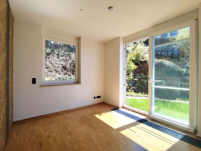Einzigartiges Architektenhaus mit Aufzug, Panoramaterrasse und exklusivem Komfort in 95326 Kulmbach! – OG Schlafzimmer Ansicht 1