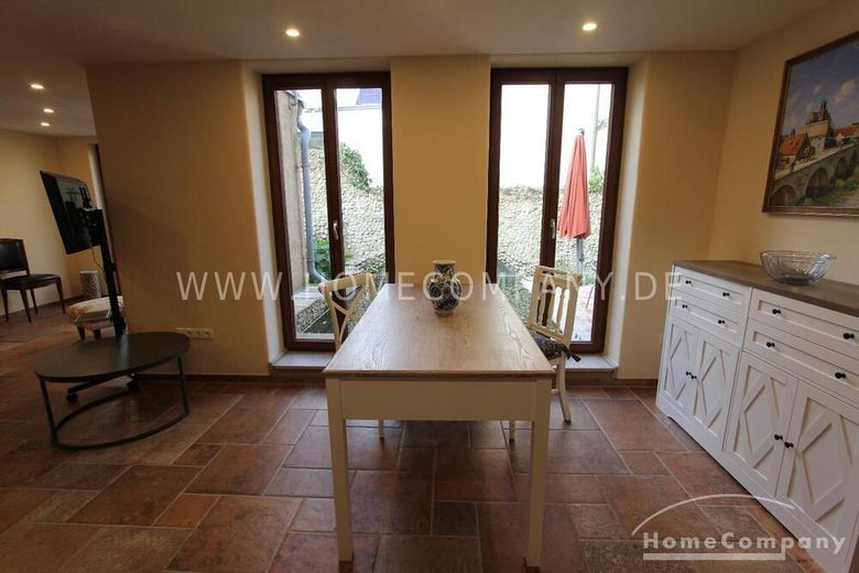 Charmantes, vollmöbliertes 2-Zimmer-Apartment in ruhiger Lage am Teich in Bonn-Oberkassel! – dc55010c12fdf15ba0d0cbf50d83693c539018d9.jpg