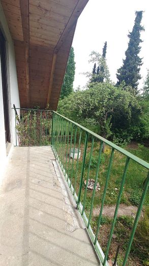 Quiet house in Munich Pasing on a large plot – Balkon OG