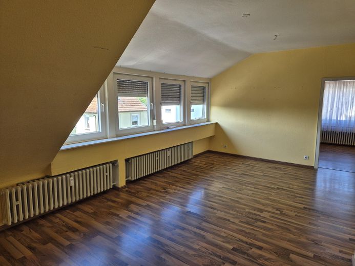 Charmante, generöse Dachgeschosswohnung in Herford 160 qm + 60 qm – Schlafzimmer