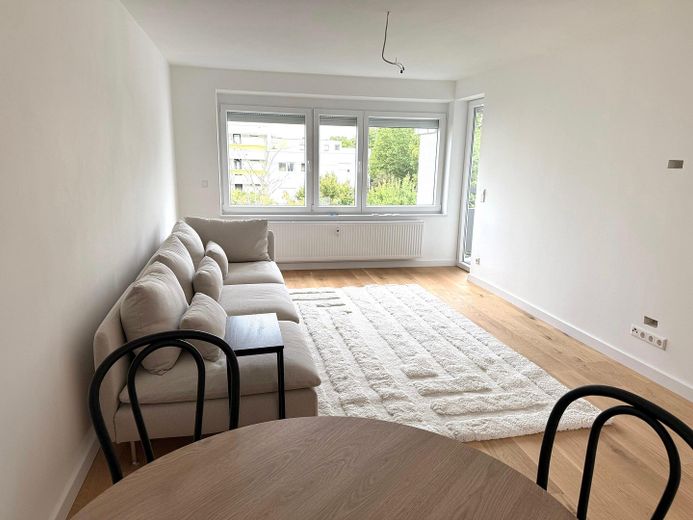 großes Wohnzimmer