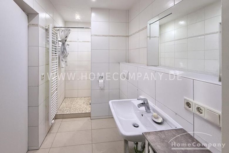 28077 HomeCompany Dresden सुसज्जित/मोहक 3-कमरे का अपार्टमेंट Dresden-Pieschen में, Elbe के दृश्य के साथ! अधिकतम 3 व्यक्ति – 40511b85235760d9cb60482eea54be415047b27a.jpg
