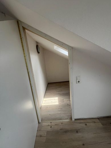 Luminoso appartamento duplex di 4 locali con balcone DA SUBITO SOLO CON WBS – Foto 5