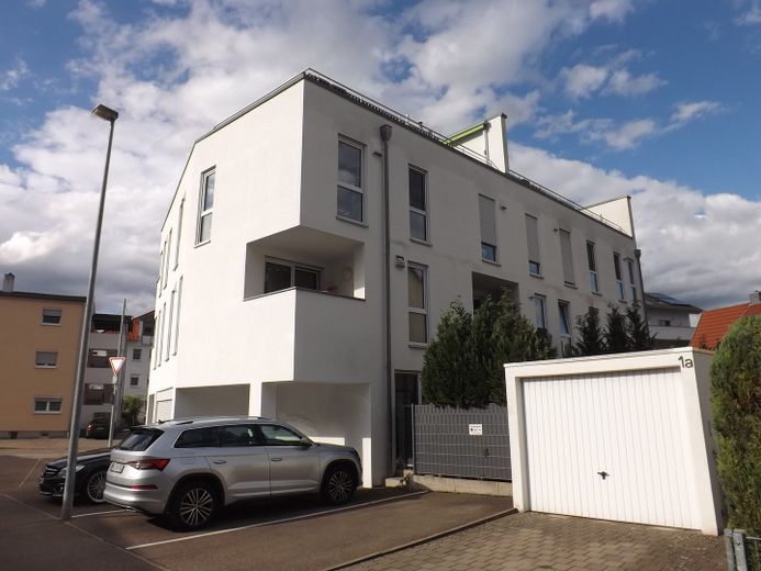 Uygun konumda modern üç odalı daire – Ansicht Südwest mit Loggia