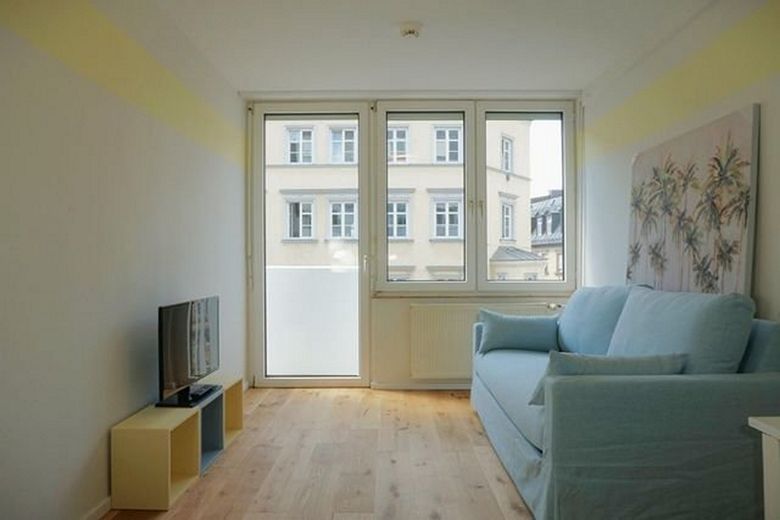 Monolocale in affitto con balcone a Maxvorstadt – Foto 3