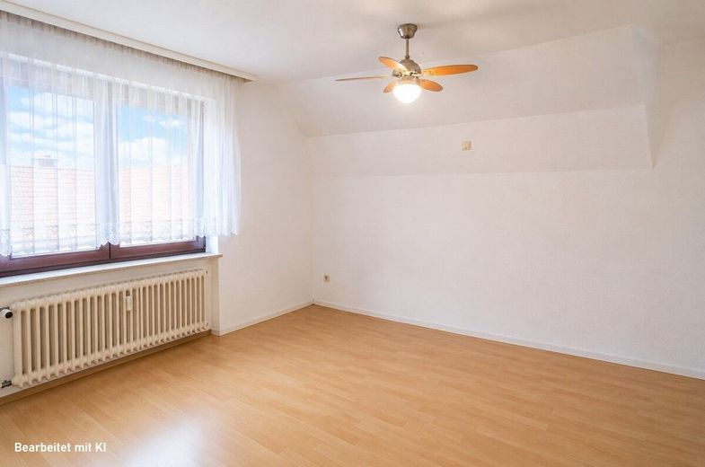 Ihr Deal: 3 Häuschen, 3 Garagen, bis zu 5 WE, davon nur 2 vermietet. HEIZUNG IST NEU! – WE3 Schlafen