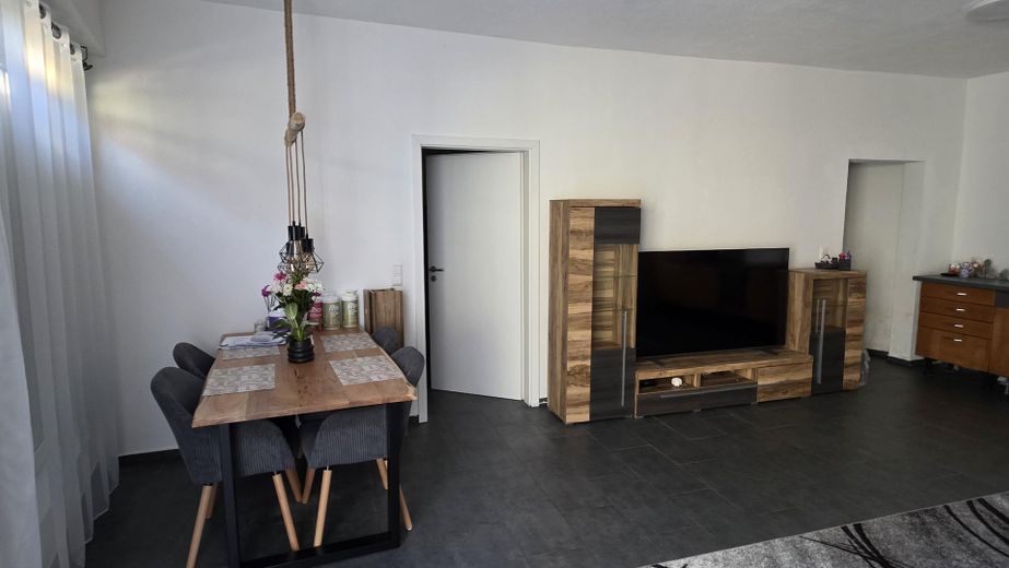 Volledig gerenoveerd appartement met nieuwe inbouwkeuken voor alleenstaande – Foto 7