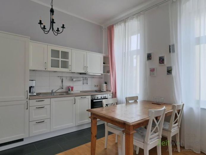 (EF1118_M) Dresden: Blasewitz, möblierte 2-Zimmer-Wohnung mit Dusche, Wanne, PKW-Stellplatz und Balkon – Foto 1