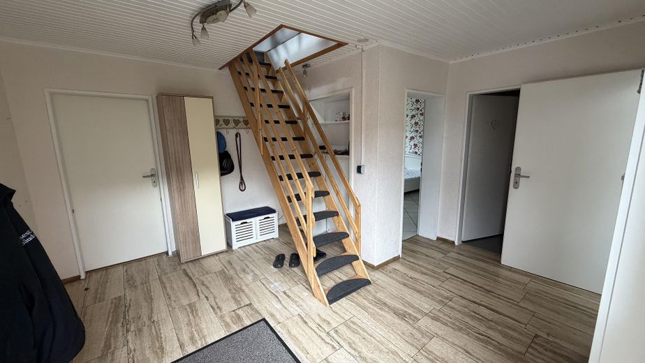 Resthof mit Nebengebäude und bebauugsfähigem Grundstück – Diele