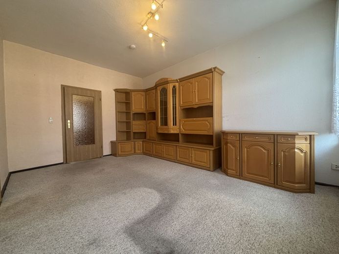 leerstehende möblierte 2-Zimmer-Wohnung mit Balkon im Stadtzentrum von Gera - ca. 47m² zur Kapitalanlage oder Eigennutzung – 260514_ETW_2.OG_rechts_LJS20_G_Bilder_011_WoZi