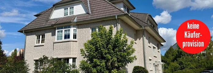 HORN IMMOBILIEN++ نوبراندنبورغ، شقة تمليك مشرقة من 3 غرف مع شرفة، وموقف سيارات، ومطبخ مجهز
-مؤجرة-