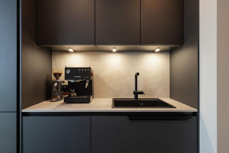 Ihr neues Zuhause zwischen Mitte und Kreuzberg – Hochwertig modernisiert in begehrter Lage – Ihre neue Markenküche