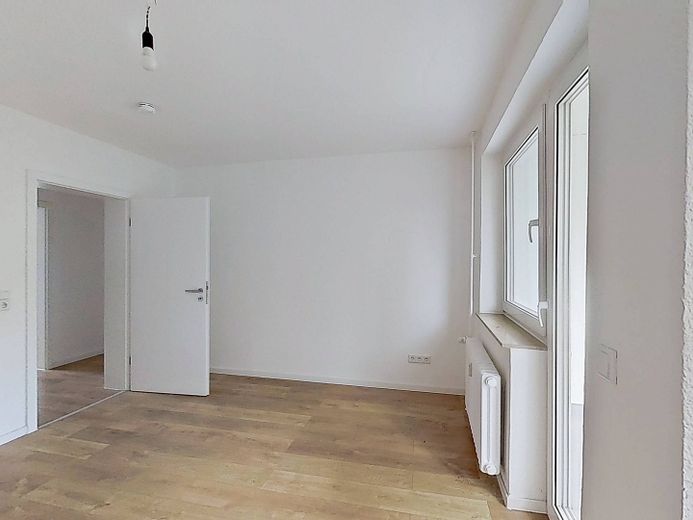 Sanierte 3-Zi.-Whg. mit BALKON in Bielefeld-Brackwede – Ansicht II: Wohn- und Esszimme