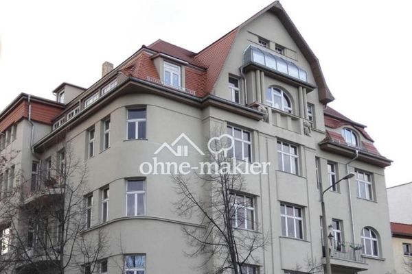 नया नवीनीकरण: Paulusviertel के किनारे फ्रेंच बालकनी वाला 4-कमरों का अपार्टमेंट