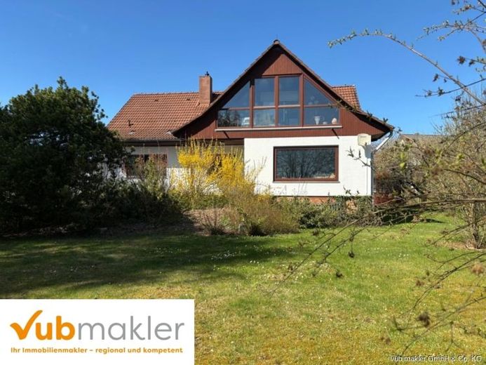 Familientraum in Töpen – Einfamilienhaus mit Wohlfühlcharakter in attraktiver Lage – Foto 1