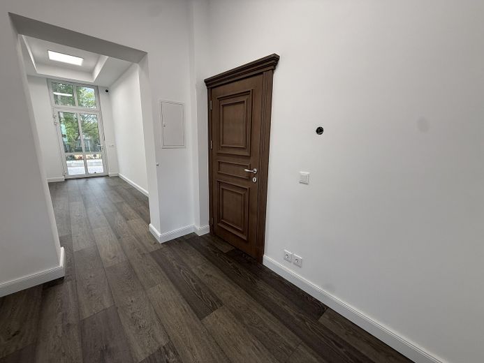 Commercial space for medical practice, practice, cosmetics, massage, office or law firm in RUDOW, 160 m2 for rent – Photo 14