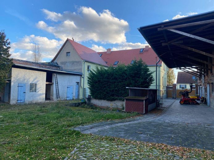 Residenza signorile con edifici agricoli – Foto 9