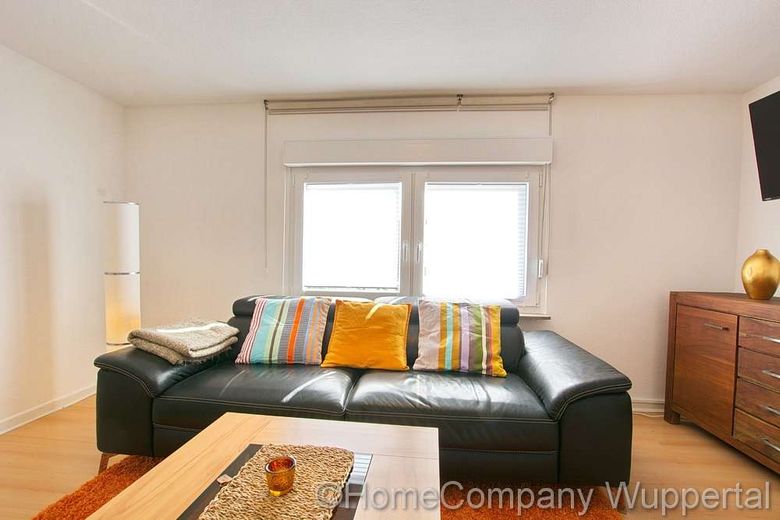 Schöne 3-Zimmerwohnung mit DSL-Wifi und PKW-Stellplatz in Solingen-Gräfrath – e0e878f9b6a46f73e3bcc5232bee54403b476b76.jpg