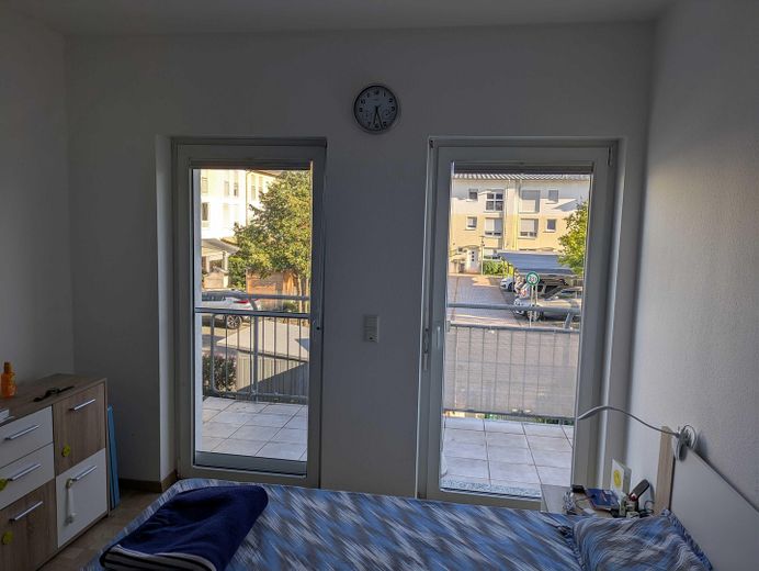 Jasny i przyjazny rodzinie dom z ogrodem usytuowanym od strony południowo-wschodniej – Schlafzimmer 1 O.G.