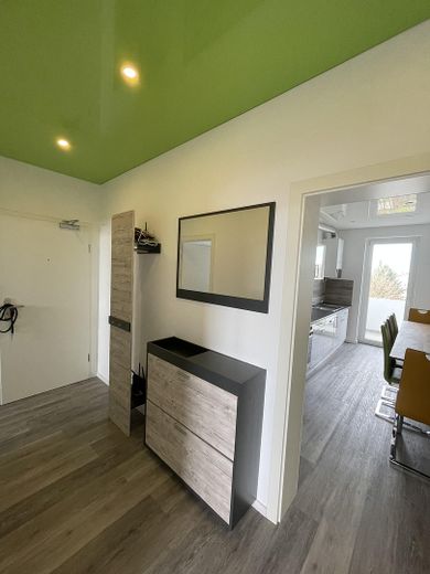 Klimatisierte und Vollständig renovierte Wohnung mit 3 Zimmern, Balkon und Einbauküche in Düsseldorf – Foto 13