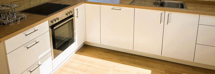 1.Küche/Esszimmer mit Einbaukü