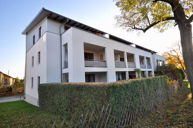 Hochwertige 3-Raum-Dachgeschosswohnung mit großer Dachterrasse in ruhiger Top-Lage – Außenansicht Objekt
