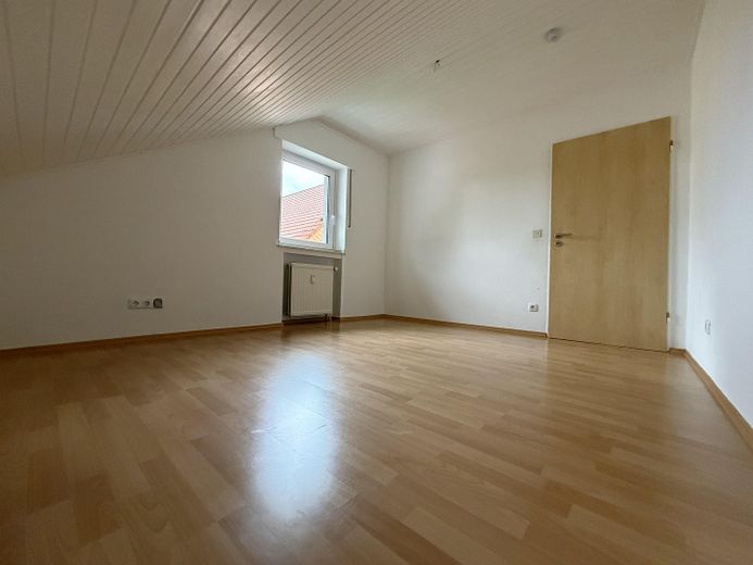 Großzügige Dachgeschosswohnung in Paderborn-Elsen – Mit XXL-Sonnenbalkon zum Entspannen! – Kinderzimmer / Büro