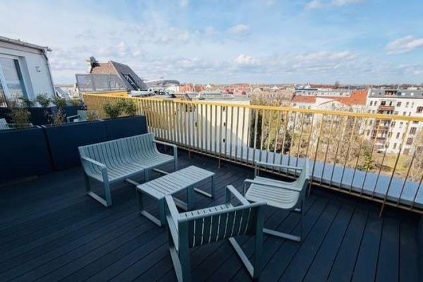 ***ÜBER DEN DÄCHERN VON LEIPZIG~MÖBLIERTES APARTMENT~ALL-INCLUSIVE MIETE~DACHTERRASSE**