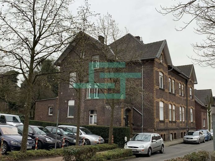 Sanierungsobjekt mit Potenzial - 270 m² – Foto 1