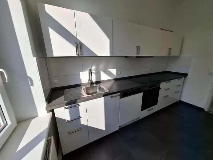 Bright 3-room apartment with far-reaching views in Rieps – Küchenzeile