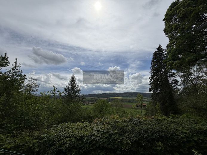 Freizeitgrundstück mit zwei Häusern, Wintergarten &amp; traumhaftem Ausblick – Bild 7