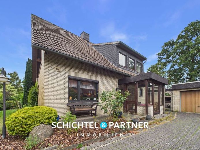 Moorhausen | Einfamilienhaus mit Garage & schönem Garten in Lilienthal – Foto 1