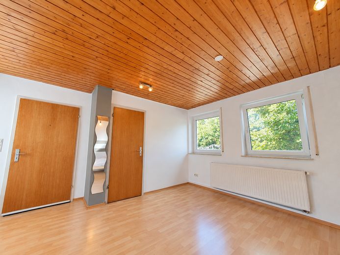 Praktische 1,5-Zi-Wohnung in Ehingen-Rißtissen bei Laupheim – Wohnzimmer